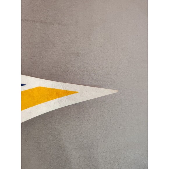 Vintage MLB Kansas City Royals Baseball Felt Pennant 12"x30" - Picture 4 of 4